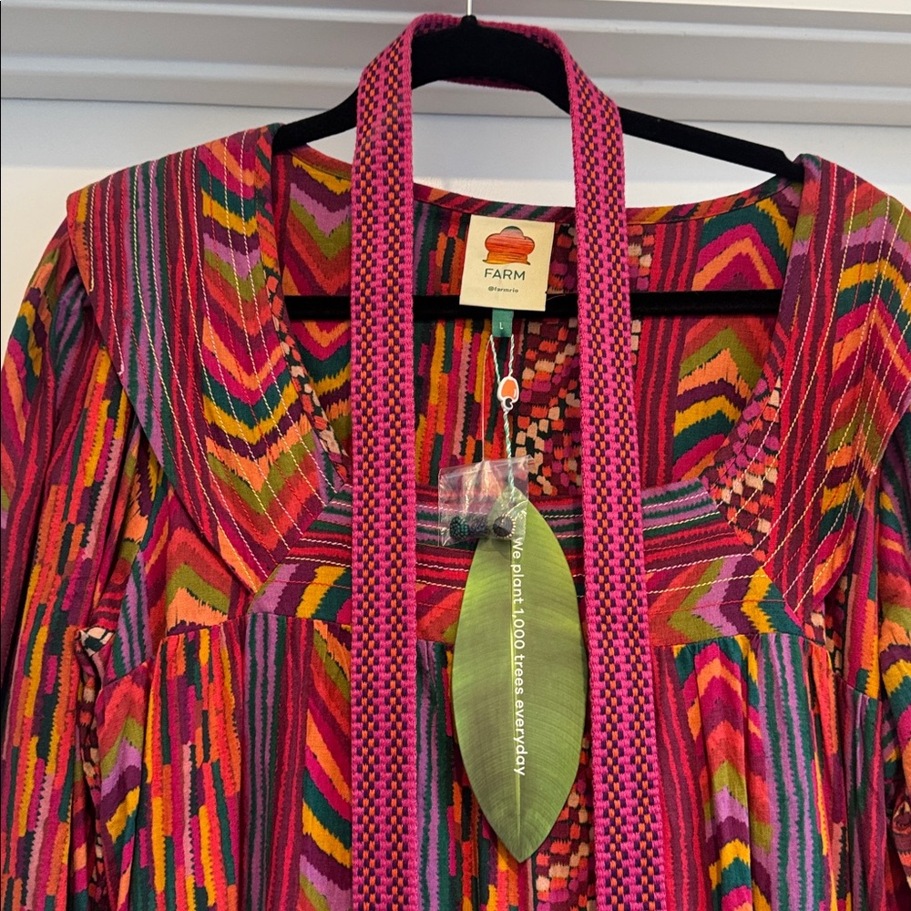 Farm Rio. Size Large. NWT